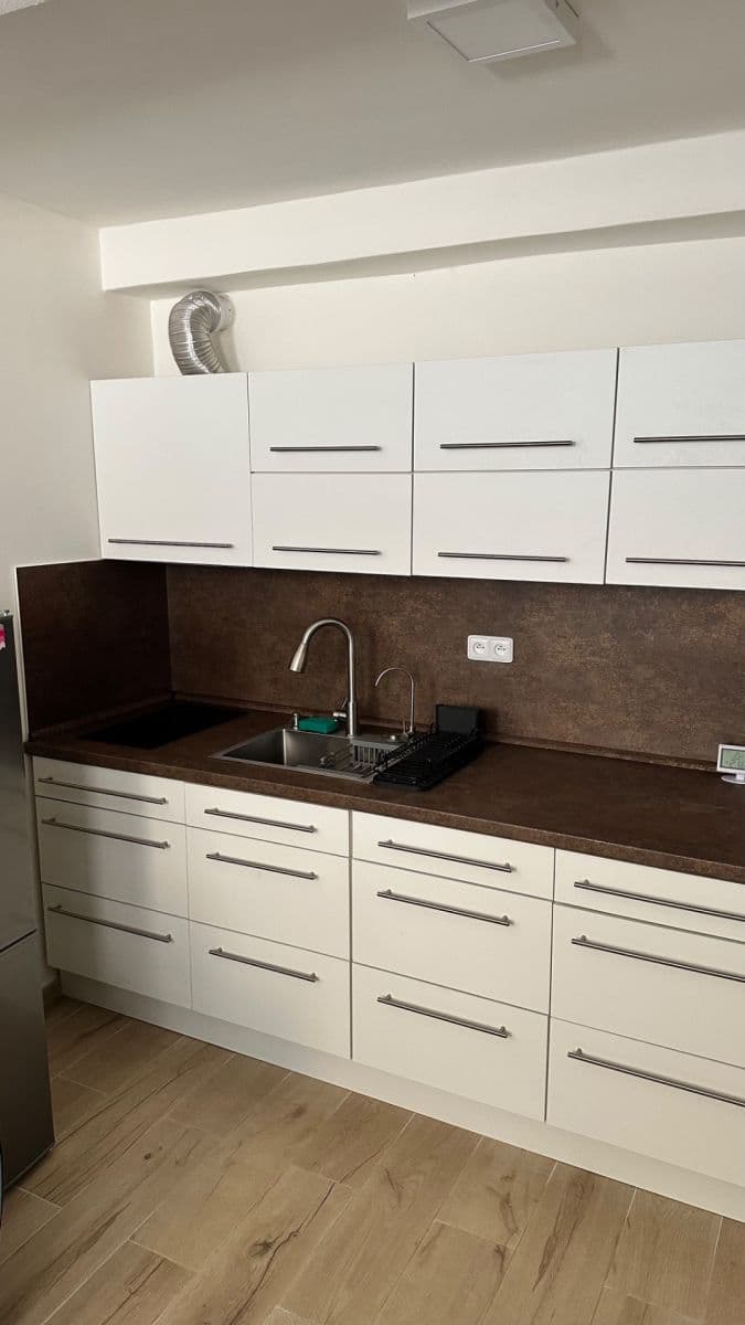 Prenájom bytu Garsoniéra 17 m², U Vysočanského pivovaru, Praha, Praha Prenájom bytu Garsoniéra 17 m², U Vysočanského pivovaru, Praha, Praha