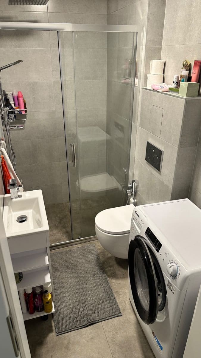 Prenájom bytu Garsoniéra 17 m², U Vysočanského pivovaru, Praha, Praha Prenájom bytu Garsoniéra 17 m², U Vysočanského pivovaru, Praha, Praha