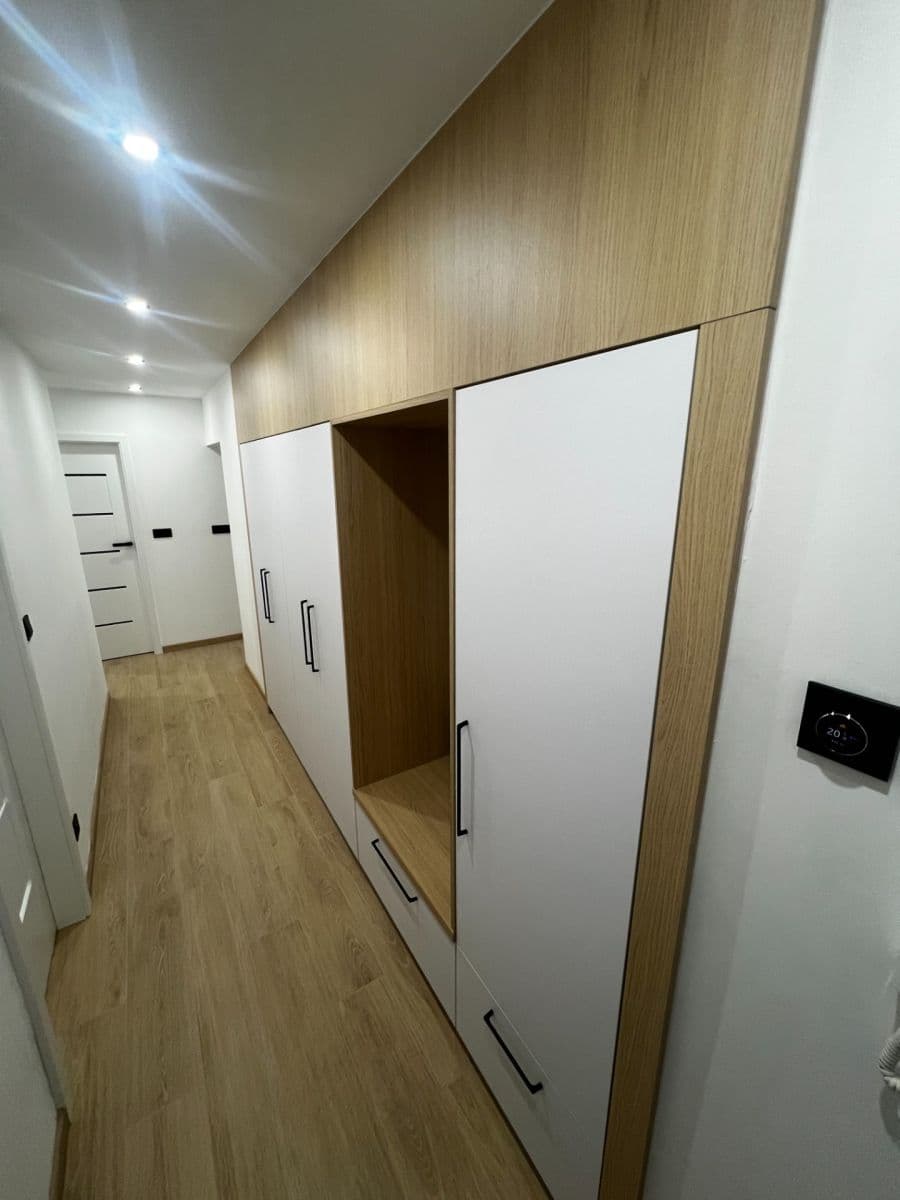 Prenájom bytu 4-izbový 73 m², Branická, Praha, Praha Prenájom bytu 4-izbový 73 m², Branická, Praha, Praha