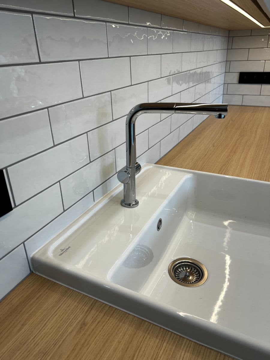 Prenájom bytu 4-izbový 73 m², Branická, Praha, Praha Prenájom bytu 4-izbový 73 m², Branická, Praha, Praha