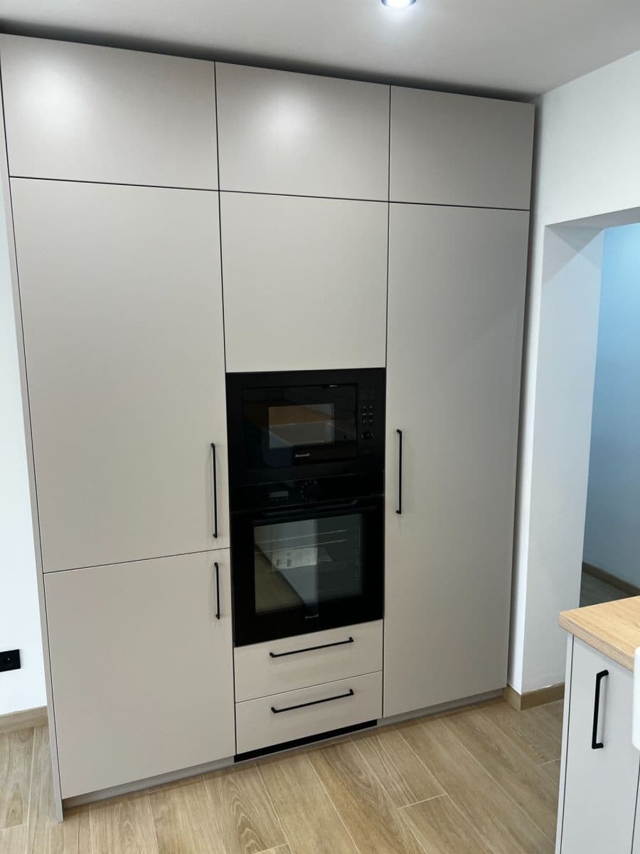 Prenájom bytu 4-izbový 73 m², Branická, Praha, Praha Prenájom bytu 4-izbový 73 m², Branická, Praha, Praha