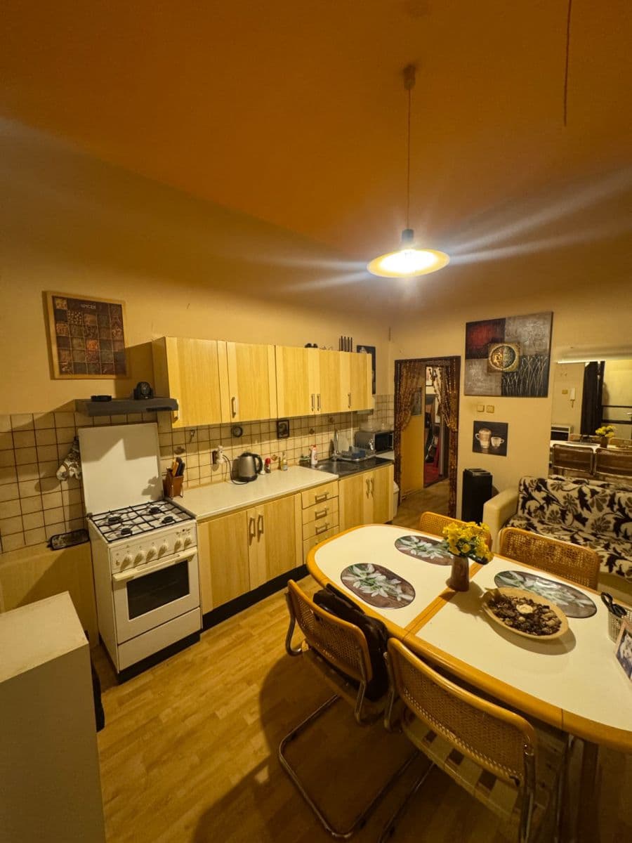 Predaj bytu 3-izbový 86 m², Mánesova, Praha, Praha Predaj bytu 3-izbový 86 m², Mánesova, Praha, Praha