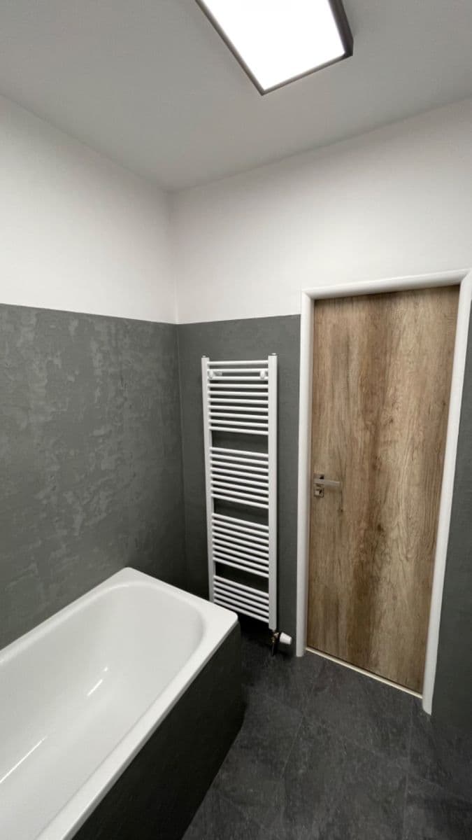 Predaj bytu 2-izbový 58 m², Spojovací, Sezemice, Pardubický kraj Predaj bytu 2-izbový 58 m², Spojovací, Sezemice, Pardubický kraj