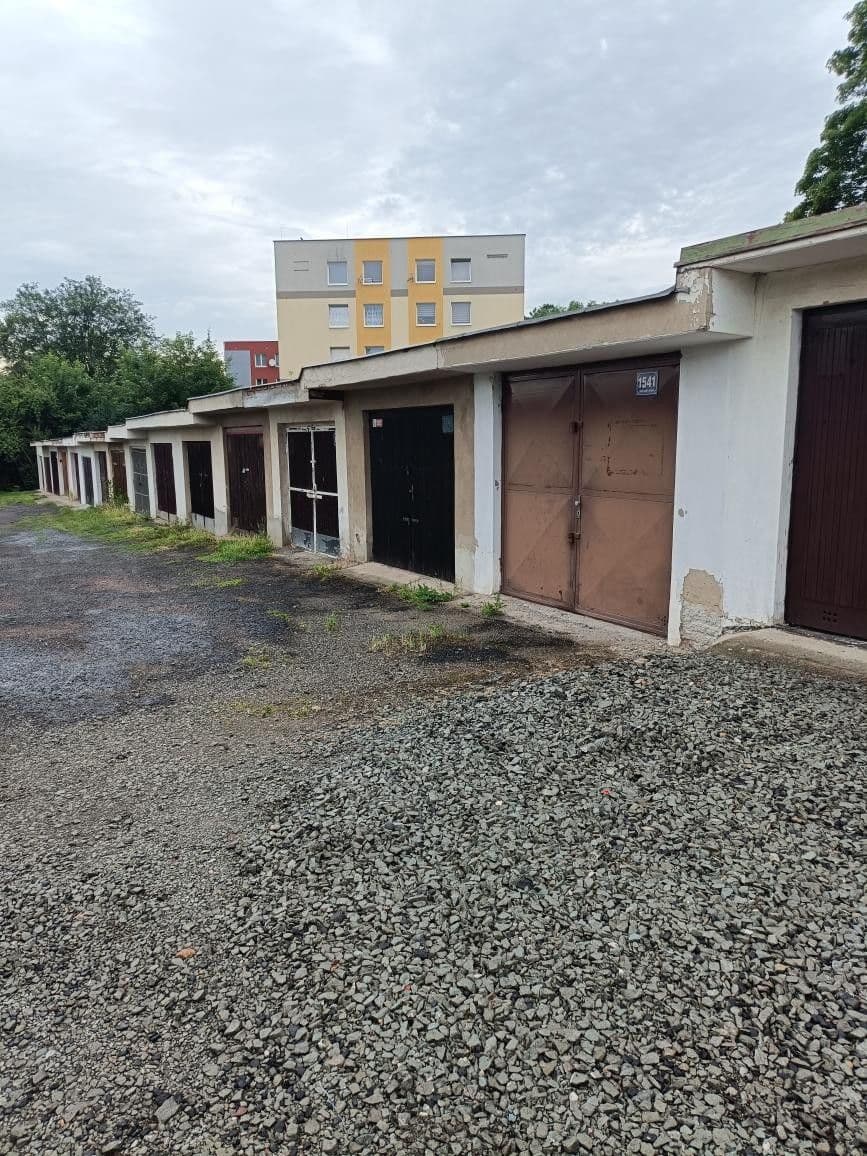 Prenájom garáže 20 m², Sociální péče, Ústí nad Labem, Ústecký kraj Prenájom garáže 20 m², Sociální péče, Ústí nad Labem, Ústecký kraj