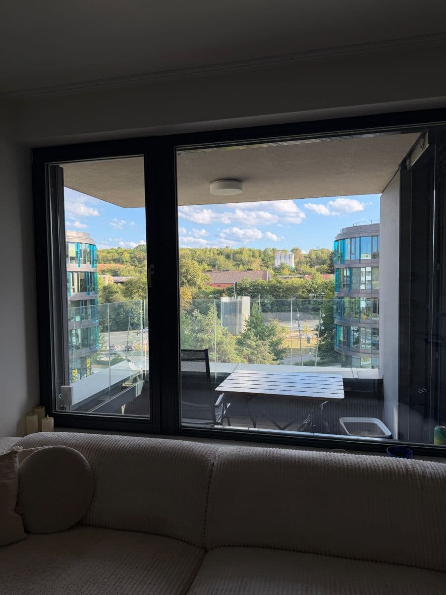 Prenájom bytu 2-izbový 61 m², Kačírkova, Praha, Praha Prenájom bytu 2-izbový 61 m², Kačírkova, Praha, Praha