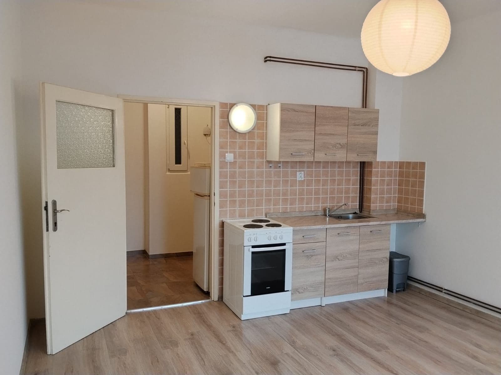 Prenájom bytu 1-izbový 36 m², Školní, Praha, Praha Prenájom bytu 1-izbový 36 m², Školní, Praha, Praha
