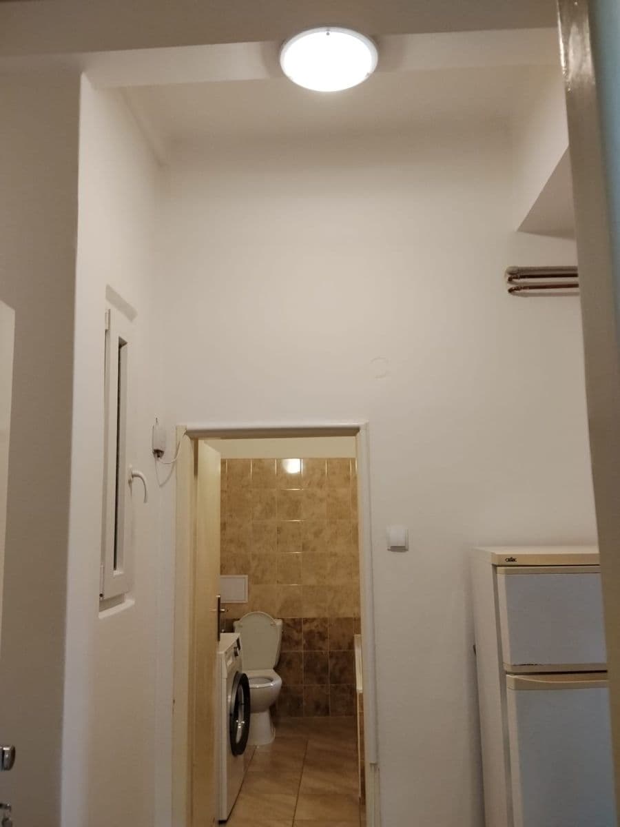 Prenájom bytu 1-izbový 36 m², Školní, Praha, Praha Prenájom bytu 1-izbový 36 m², Školní, Praha, Praha