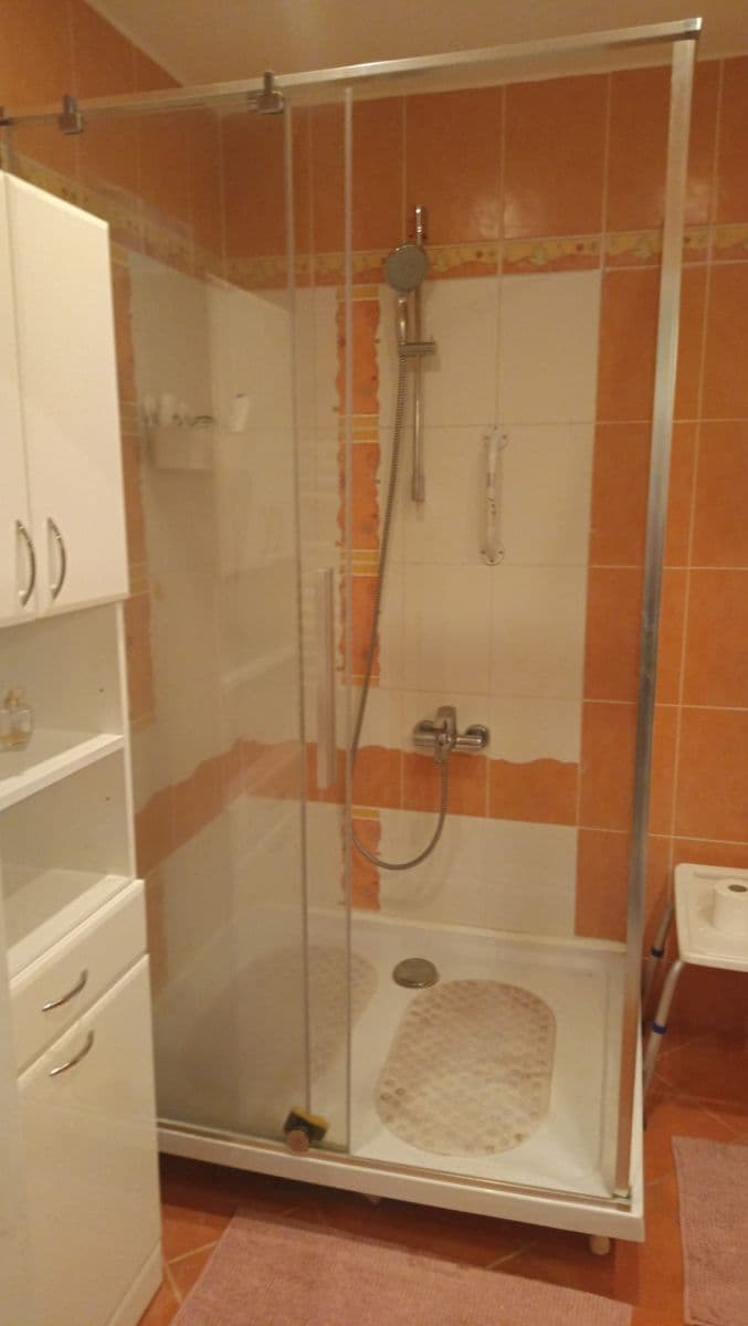 Predaj bytu 2-izbový 50 m², Československé armády, Frýdek-Místek, Moravskoslezský kraj Predaj bytu 2-izbový 50 m², Československé armády, Frýdek-Místek, Moravskoslezský kraj