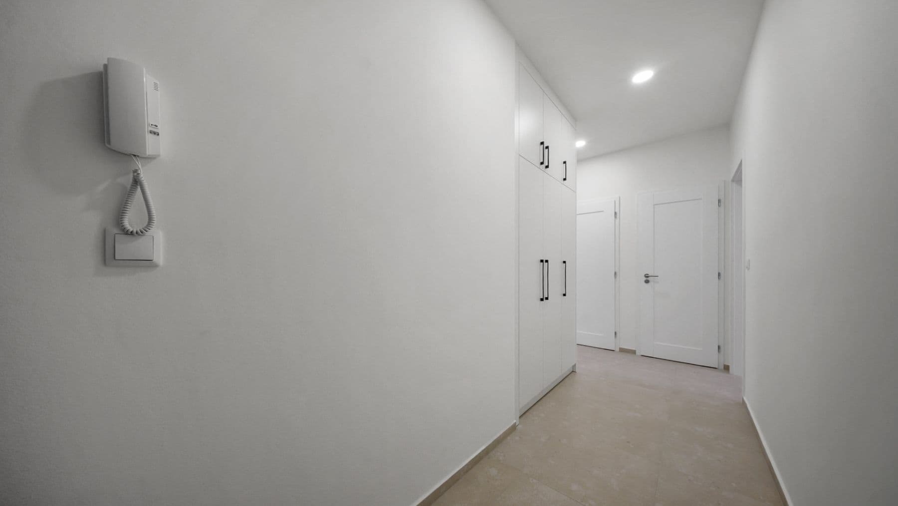 Prenájom bytu 2-izbový 55 m², Jeseniova, Praha, Praha Prenájom bytu 2-izbový 55 m², Jeseniova, Praha, Praha