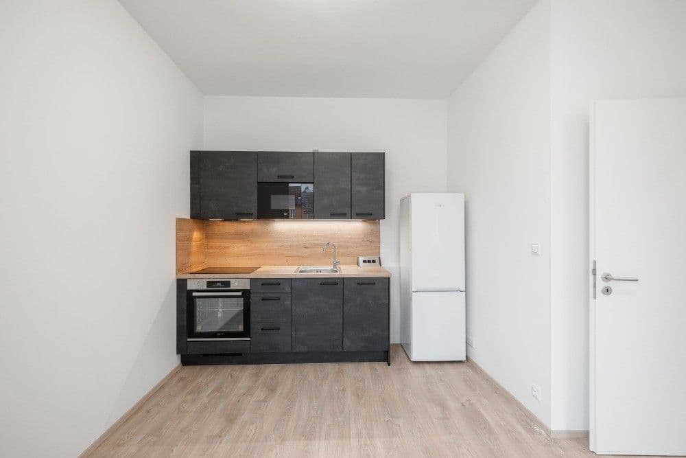 Prenájom bytu 1-izbový 29 m², Zámecká, Lovosice, Ústecký kraj Prenájom bytu 1-izbový 29 m², Zámecká, Lovosice, Ústecký kraj