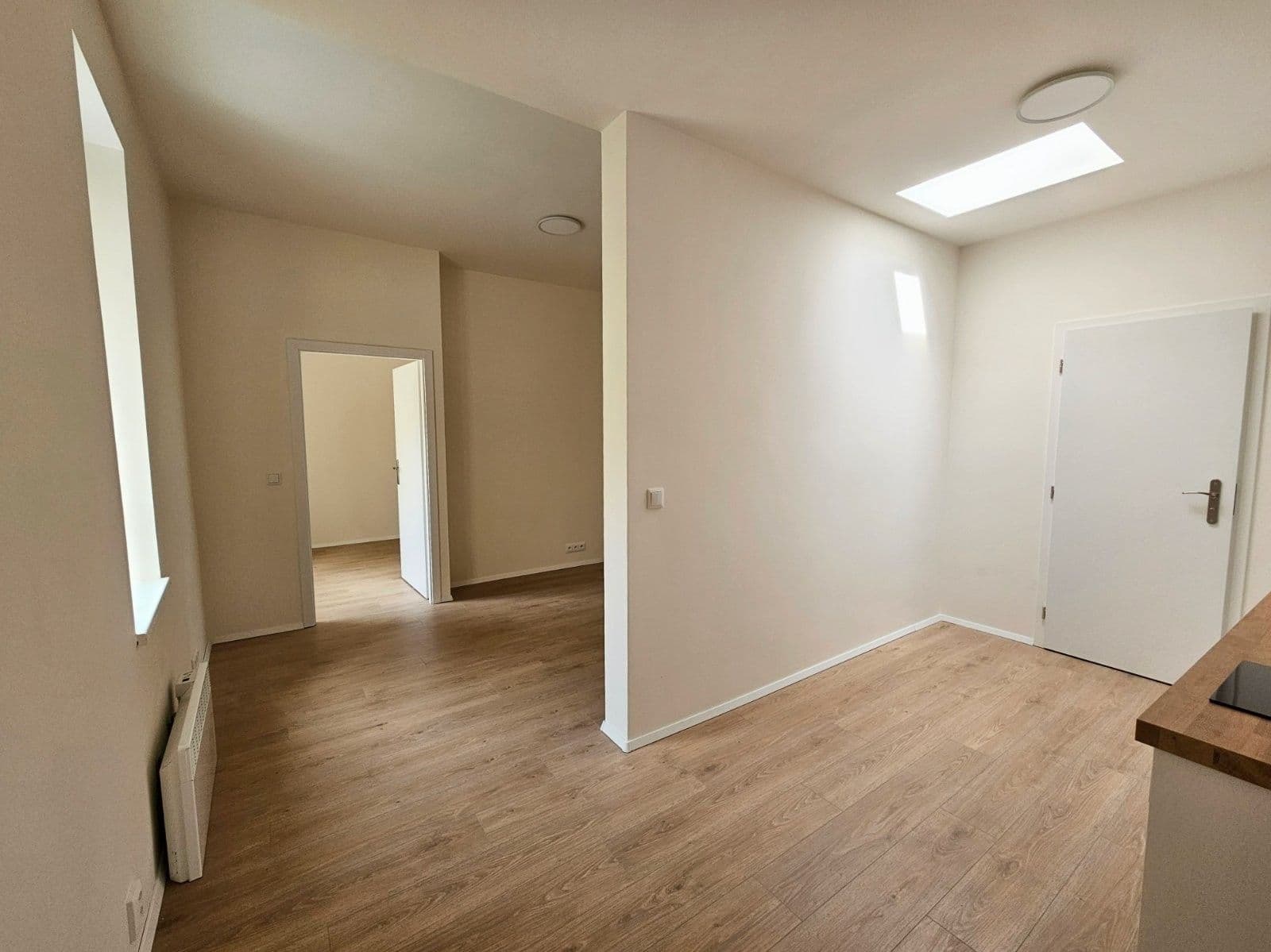 Prenájom bytu 2-izbový 37 m², Jugoslávská, Praha, Praha Prenájom bytu 2-izbový 37 m², Jugoslávská, Praha, Praha