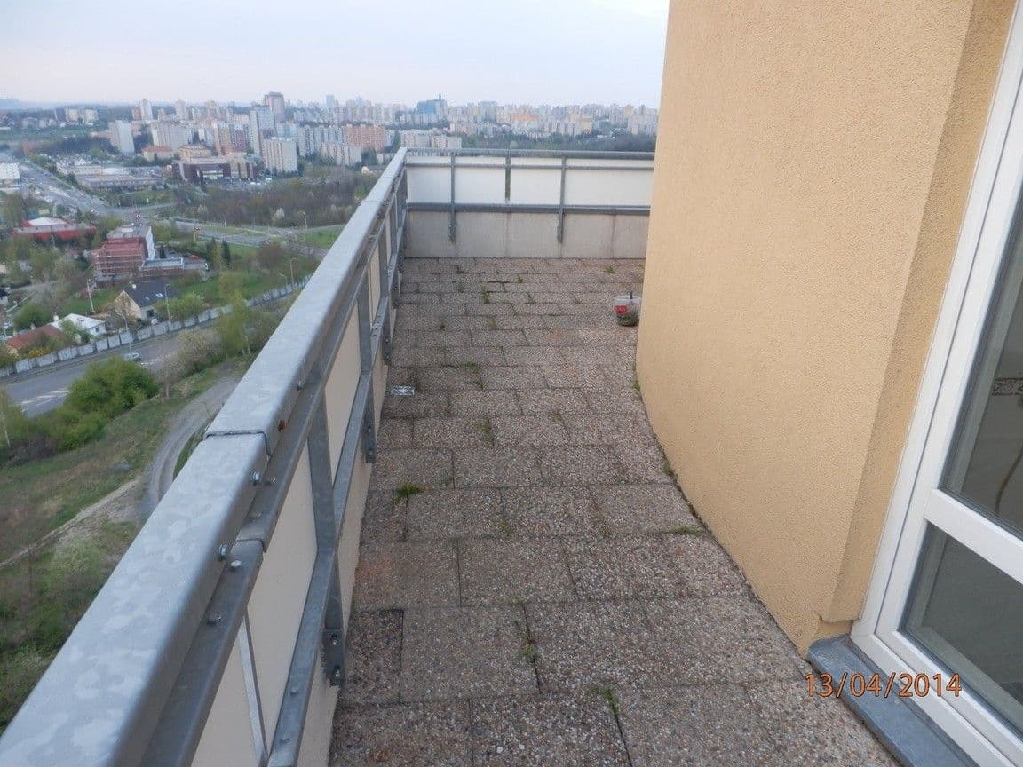 Prenájom bytu 4-izbový 120 m², Semická, Praha, Praha Prenájom bytu 4-izbový 120 m², Semická, Praha, Praha