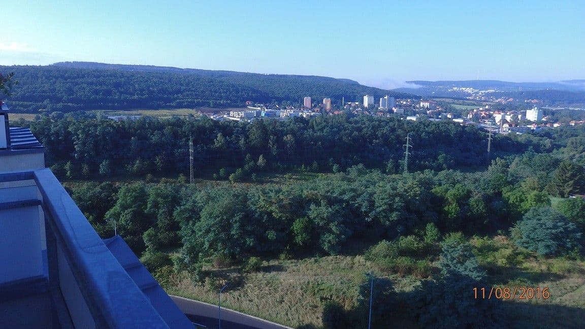 Prenájom bytu 4-izbový 120 m², Semická, Praha, Praha Prenájom bytu 4-izbový 120 m², Semická, Praha, Praha