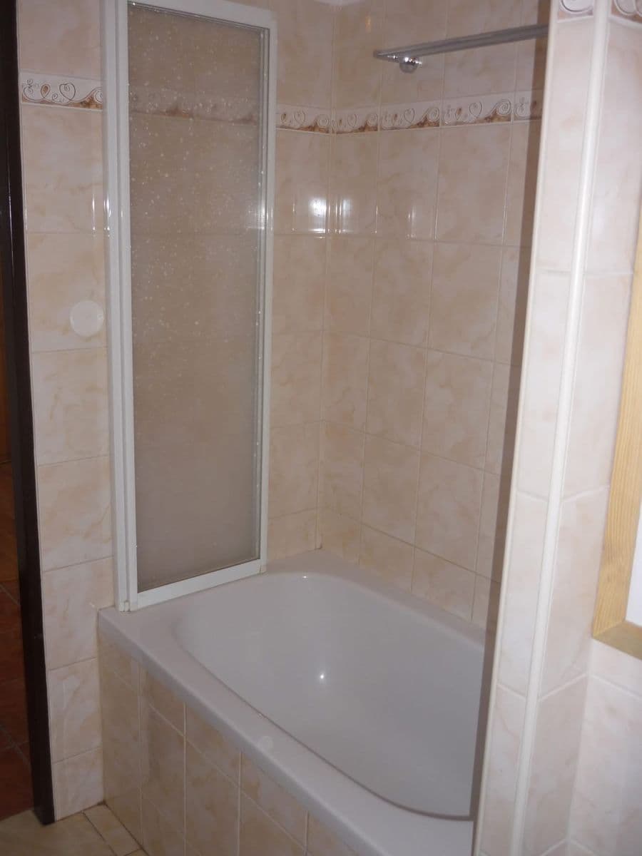 Prenájom bytu 1-izbový 34 m², Dukelských bojovníků, Znojmo, Jihomoravský kraj Prenájom bytu 1-izbový 34 m², Dukelských bojovníků, Znojmo, Jihomoravský kraj
