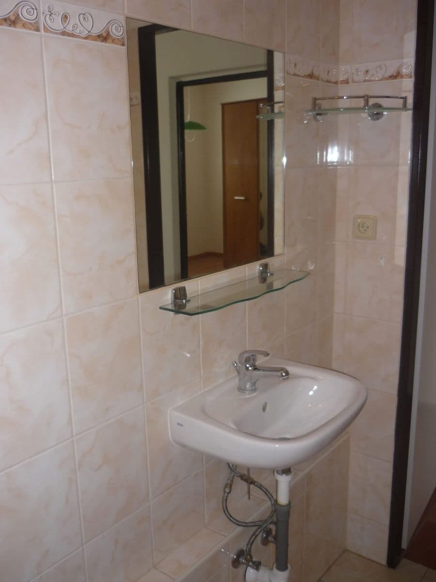 Prenájom bytu 1-izbový 34 m², Dukelských bojovníků, Znojmo, Jihomoravský kraj Prenájom bytu 1-izbový 34 m², Dukelských bojovníků, Znojmo, Jihomoravský kraj