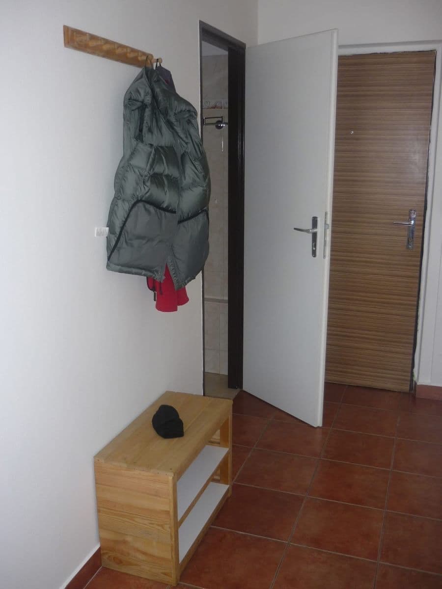 Prenájom bytu 1-izbový 34 m², Dukelských bojovníků, Znojmo, Jihomoravský kraj Prenájom bytu 1-izbový 34 m², Dukelských bojovníků, Znojmo, Jihomoravský kraj