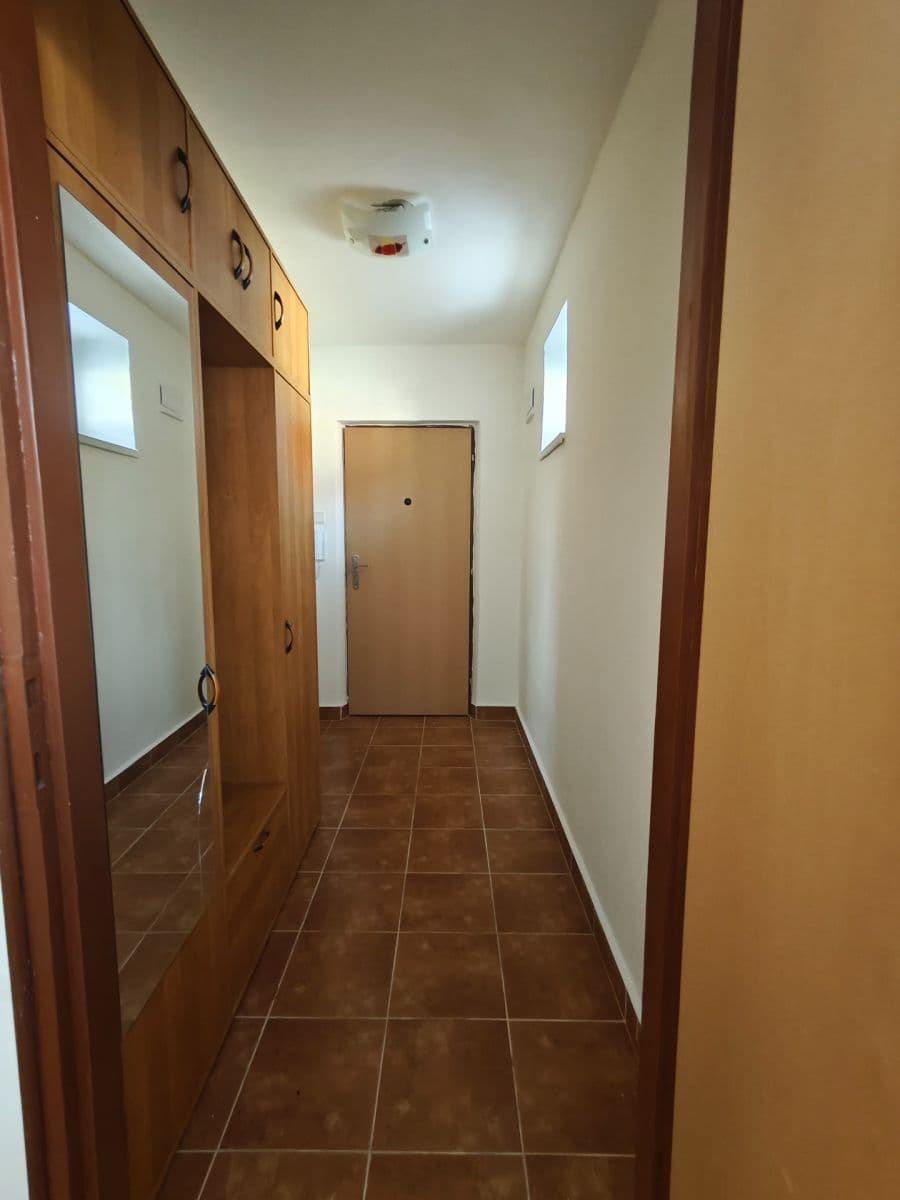 Prenájom bytu 1-izbový 34 m², Zámecká, Kynšperk nad Ohří, Karlovarský kraj Prenájom bytu 1-izbový 34 m², Zámecká, Kynšperk nad Ohří, Karlovarský kraj