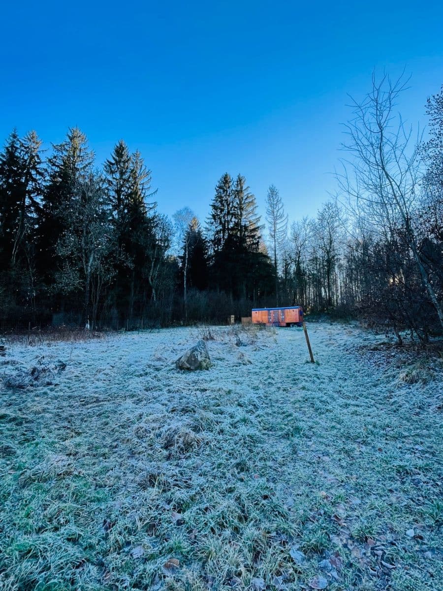 Predaj pozemku 1.200 m², Hořice na Šumavě, Jihočeský kraj Predaj pozemku 1.200 m², Hořice na Šumavě, Jihočeský kraj