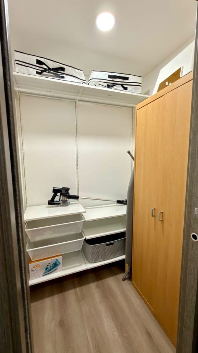 Prenájom bytu 3-izbový 85 m², Růženínská, Praha, Praha Prenájom bytu 3-izbový 85 m², Růženínská, Praha, Praha