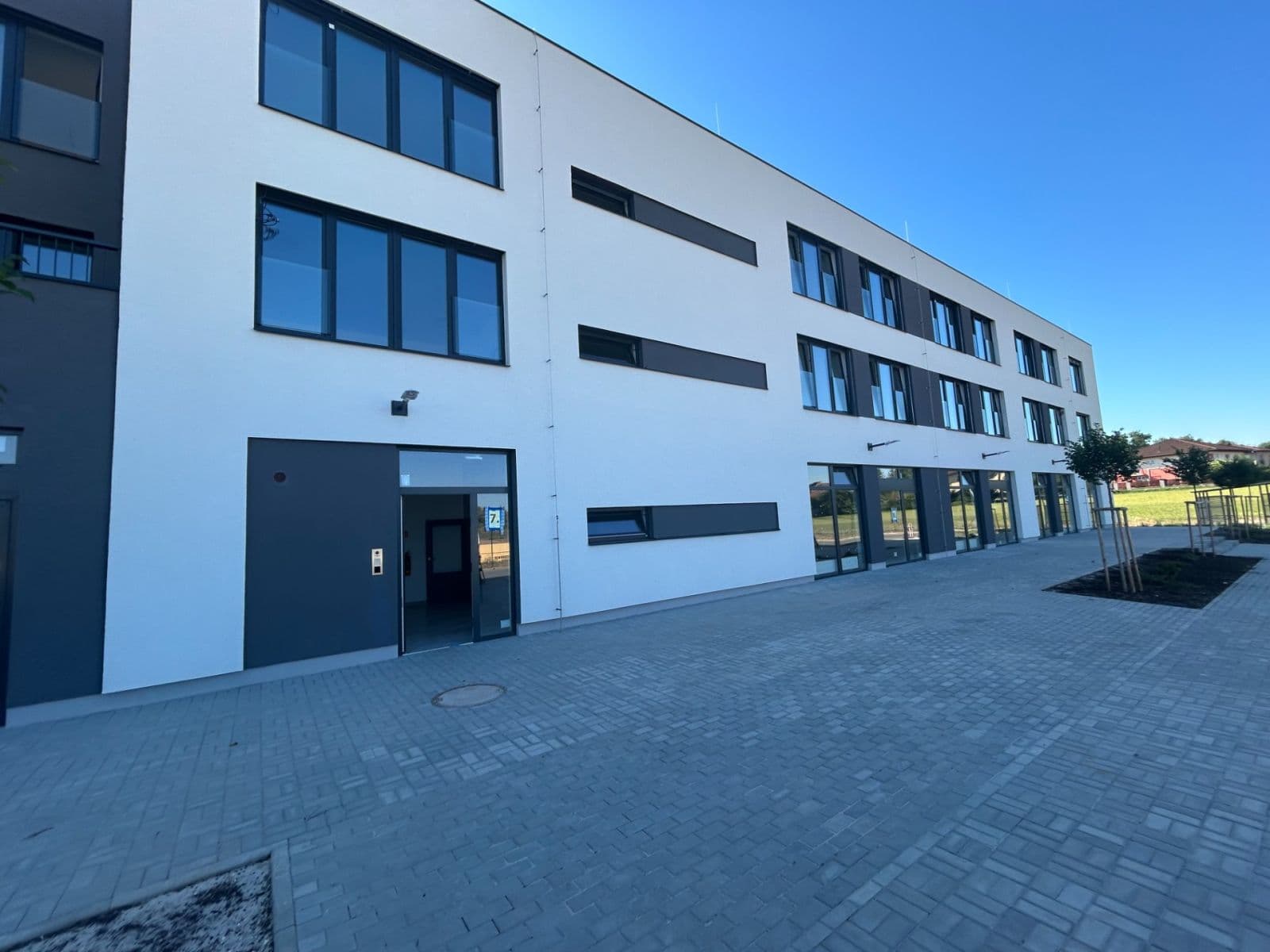 Prenájom bytu 1-izbový 39 m², Pražská, Velké Přílepy, Středočeský kraj Prenájom bytu 1-izbový 39 m², Pražská, Velké Přílepy, Středočeský kraj