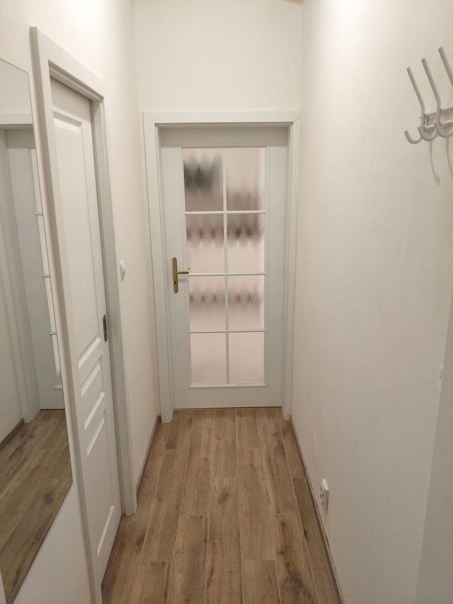 Prenájom bytu 1-izbový 39 m², Soukenická, Praha, Praha Prenájom bytu 1-izbový 39 m², Soukenická, Praha, Praha