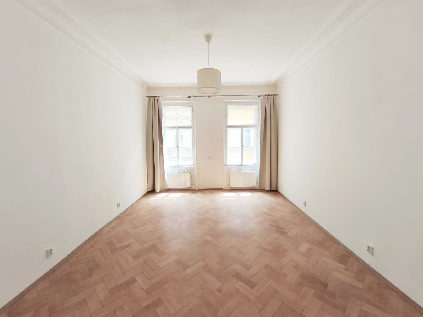 Prenájom bytu 1-izbový 39 m², Soukenická, Praha, Praha Prenájom bytu 1-izbový 39 m², Soukenická, Praha, Praha