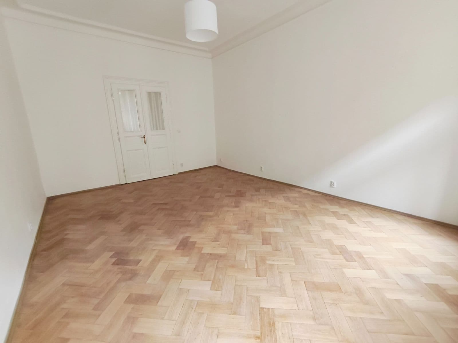 Prenájom bytu 1-izbový 39 m², Soukenická, Praha, Praha Prenájom bytu 1-izbový 39 m², Soukenická, Praha, Praha