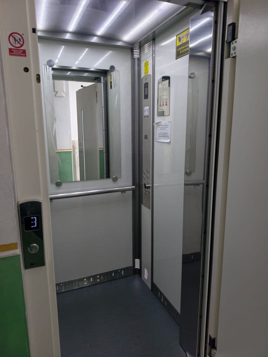 Predaj bytu 1-izbový 17 m², Školská, Praha, Praha Predaj bytu 1-izbový 17 m², Školská, Praha, Praha
