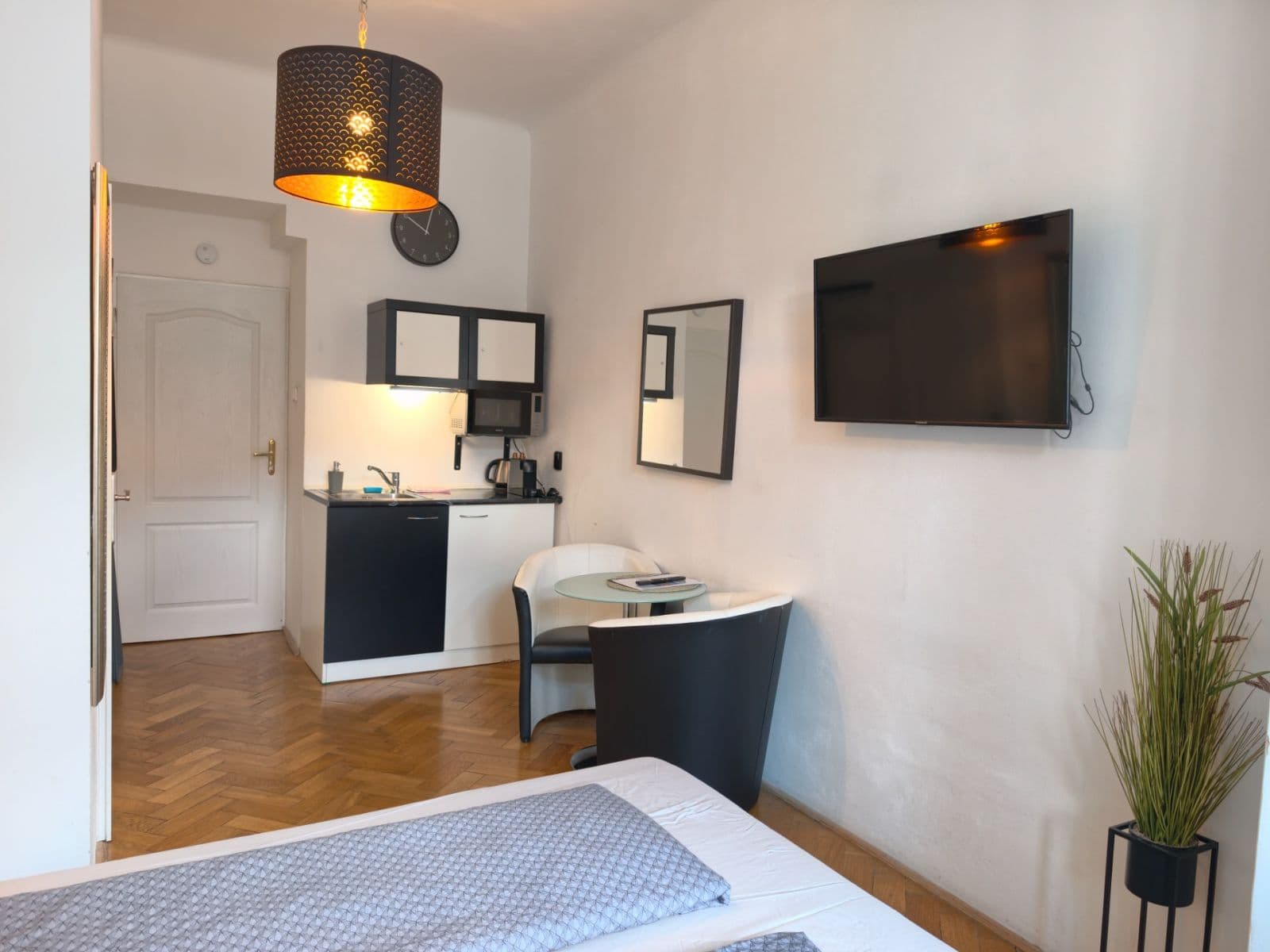 Predaj bytu 1-izbový 17 m², Školská, Praha, Praha Predaj bytu 1-izbový 17 m², Školská, Praha, Praha