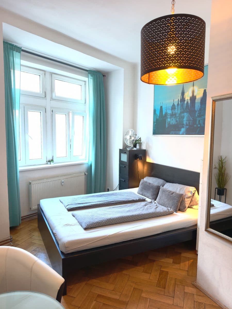 Predaj bytu 1-izbový 17 m², Školská, Praha, Praha Predaj bytu 1-izbový 17 m², Školská, Praha, Praha