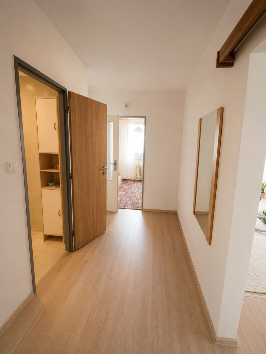 Prenájom bytu 3-izbový 62 m², Markušova, Praha, Praha Prenájom bytu 3-izbový 62 m², Markušova, Praha, Praha
