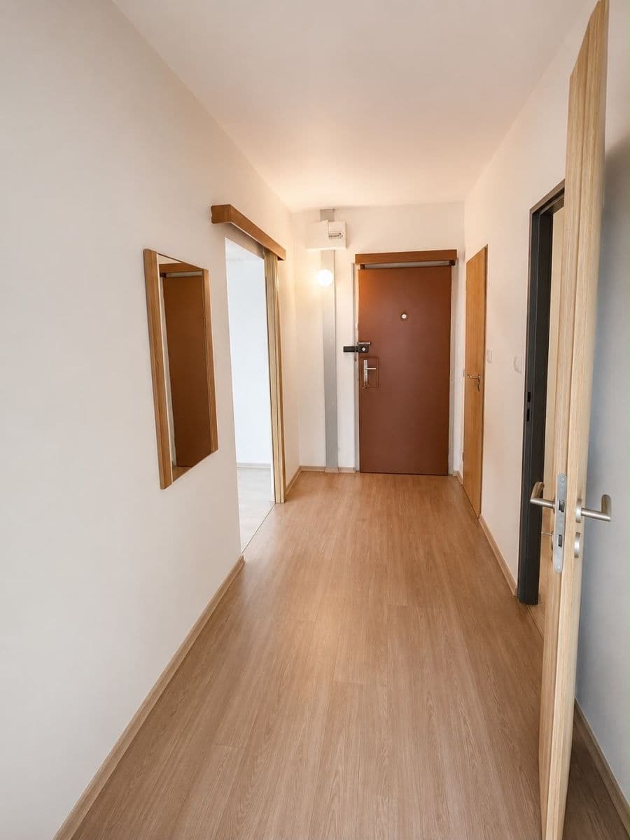 Prenájom bytu 3-izbový 62 m², Markušova, Praha, Praha Prenájom bytu 3-izbový 62 m², Markušova, Praha, Praha