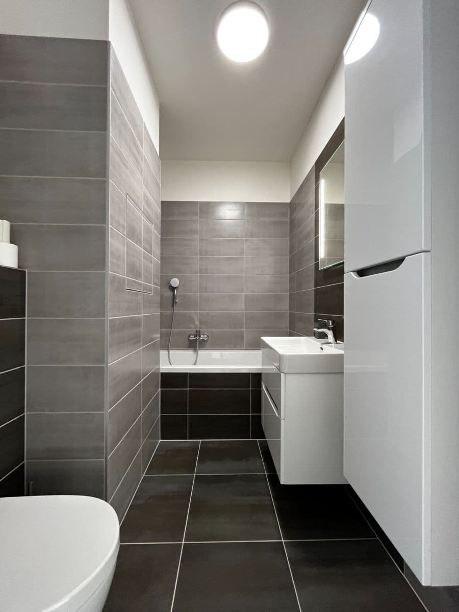 Prenájom bytu 2-izbový 55 m², Horní Palava, Blansko, Jihomoravský kraj Prenájom bytu 2-izbový 55 m², Horní Palava, Blansko, Jihomoravský kraj