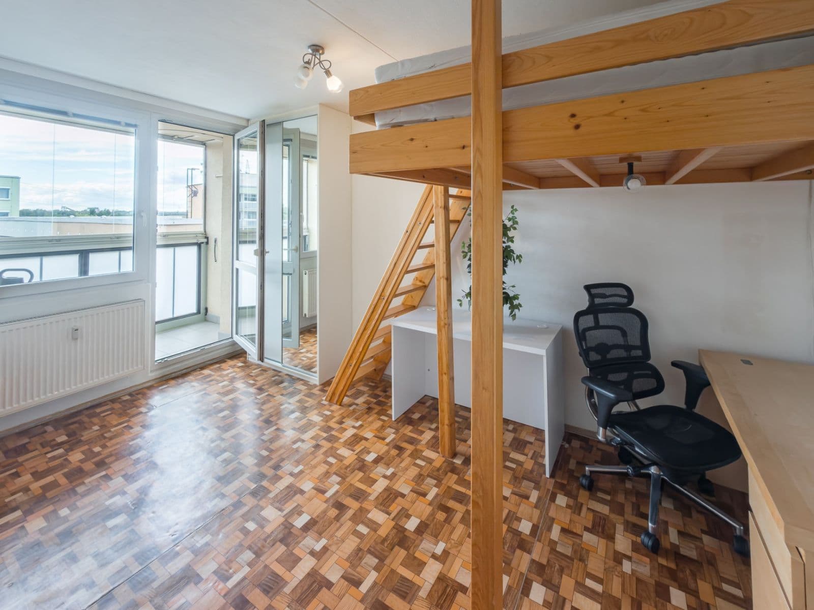 Prenájom bytu 3-izbový 66 m², Travná, Praha, Praha Prenájom bytu 3-izbový 66 m², Travná, Praha, Praha