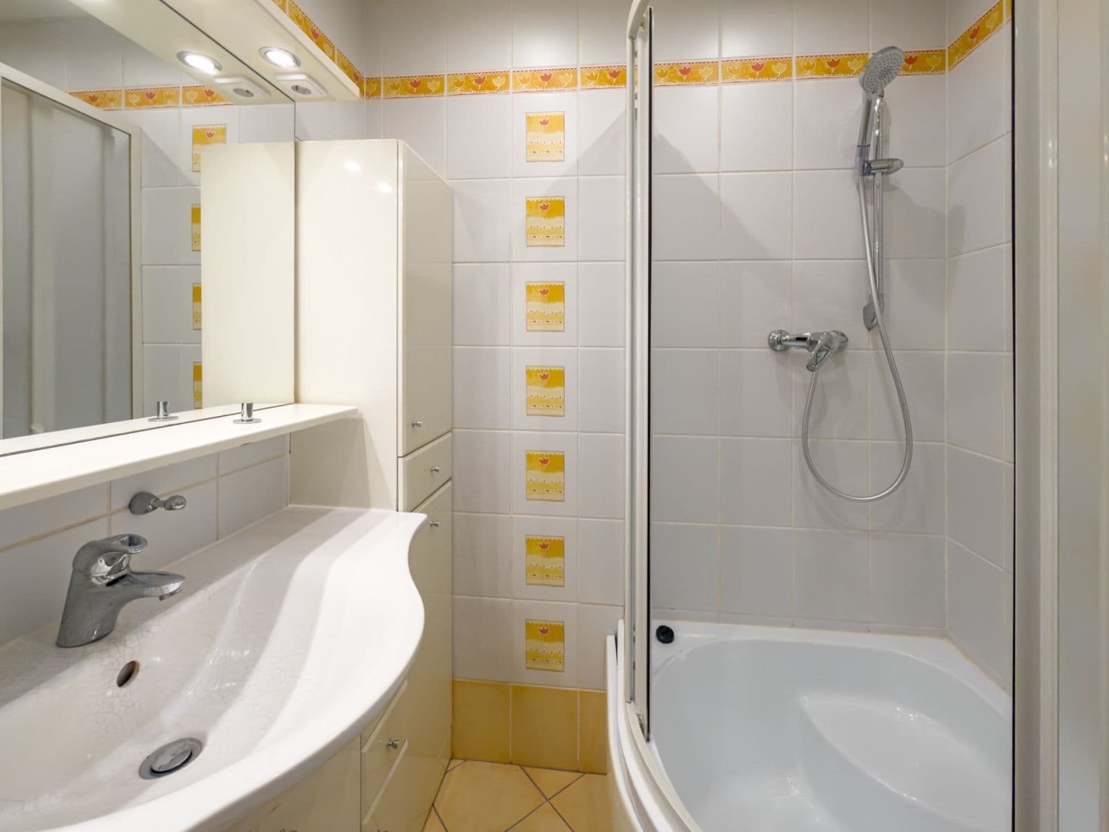 Prenájom bytu 3-izbový 66 m², Travná, Praha, Praha Prenájom bytu 3-izbový 66 m², Travná, Praha, Praha