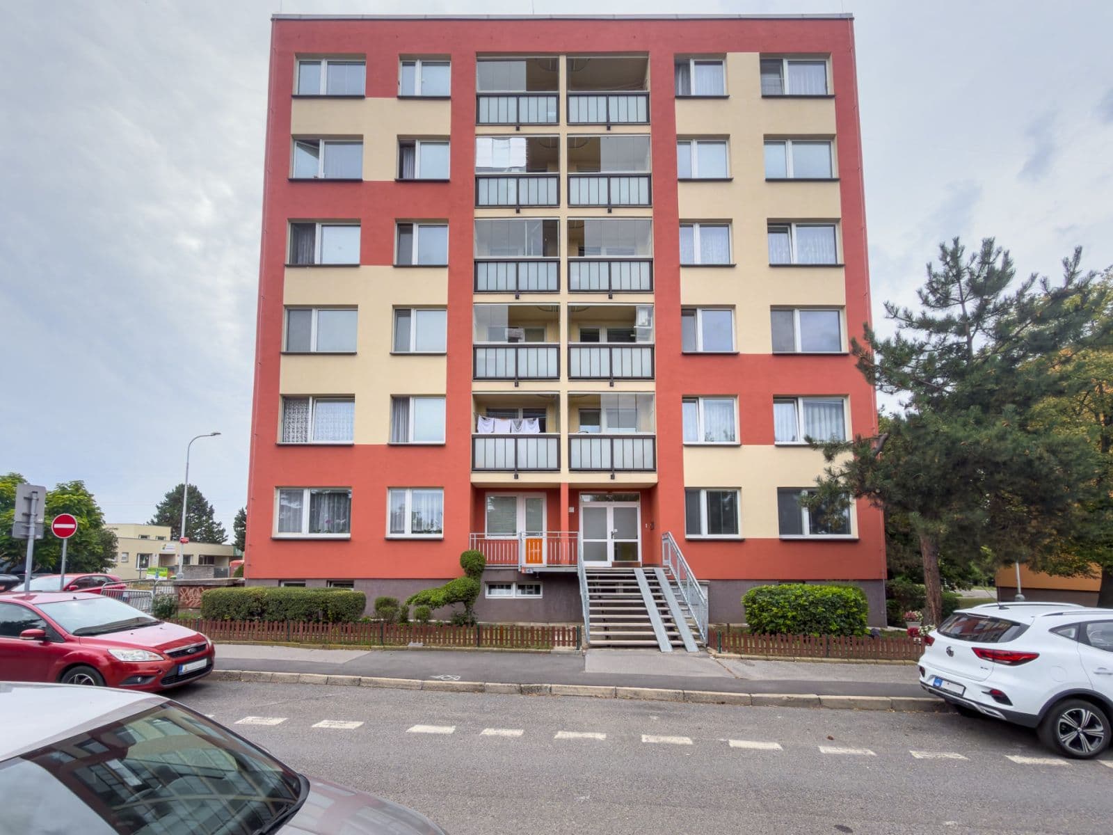 Prenájom bytu 3-izbový 66 m², Travná, Praha, Praha Prenájom bytu 3-izbový 66 m², Travná, Praha, Praha