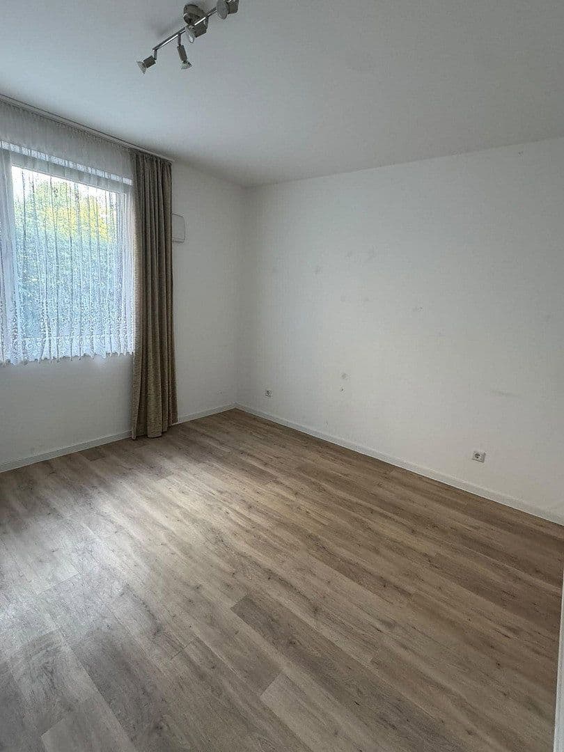 Prenájom bytu 2-izbový 72 m², Merveldt Str. 159, Recklinghausen, Severné Porýnie - Westfálsko Prenájom bytu 2-izbový 72 m², Merveldt Str. 159, Recklinghausen, Severné Porýnie - Westfálsko