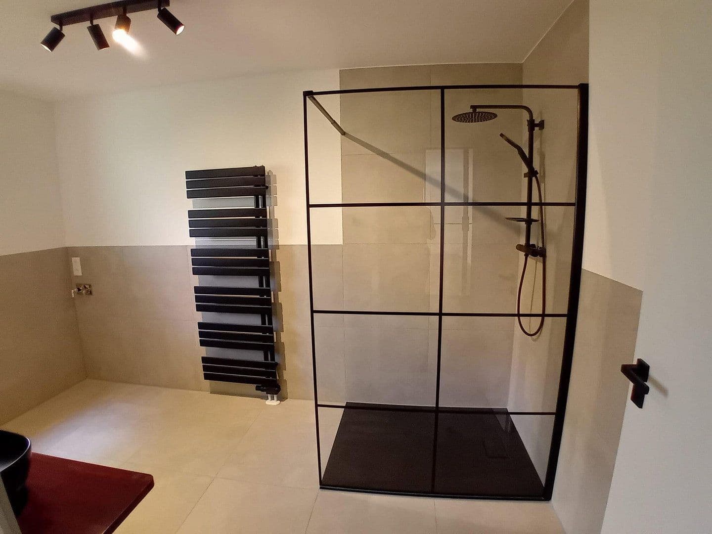 Predaj bytu 3-izbový 66 m², Radeberger Str. 26, Dresden Weissig, Sasko Predaj bytu 3-izbový 66 m², Radeberger Str. 26, Dresden Weissig, Sasko