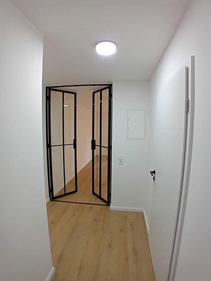 Predaj bytu 3-izbový 66 m², Radeberger Str. 26, Dresden Weissig, Sasko Predaj bytu 3-izbový 66 m², Radeberger Str. 26, Dresden Weissig, Sasko