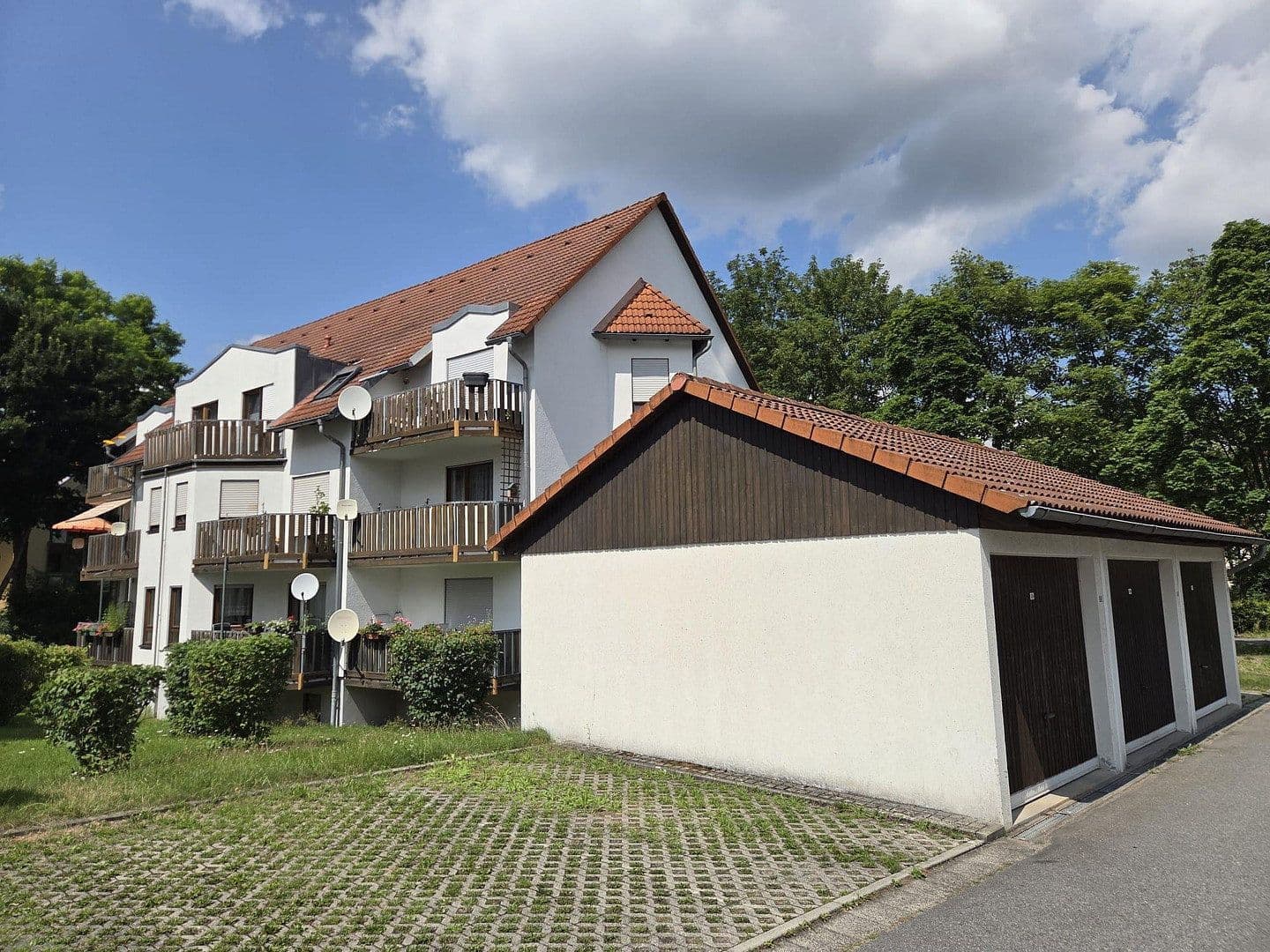 Predaj bytu 3-izbový 66 m², Radeberger Str. 26, Dresden Weissig, Sasko Predaj bytu 3-izbový 66 m², Radeberger Str. 26, Dresden Weissig, Sasko