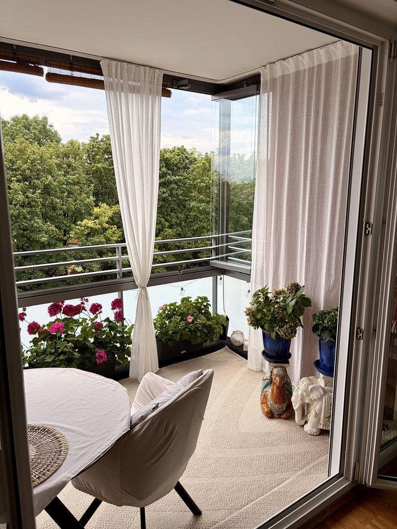 Predaj bytu 3-izbový 76 m², Hohenwaldeckstrasse 47, München, Bavorsko Predaj bytu 3-izbový 76 m², Hohenwaldeckstrasse 47, München, Bavorsko