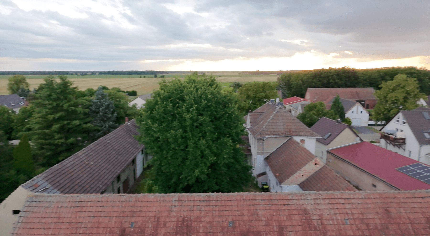 Predaj domu 150 m², pozemok 5.500 m², Herzberg (Elster), Brandenbursko Predaj domu 150 m², pozemok 5.500 m², Herzberg (Elster), Brandenbursko