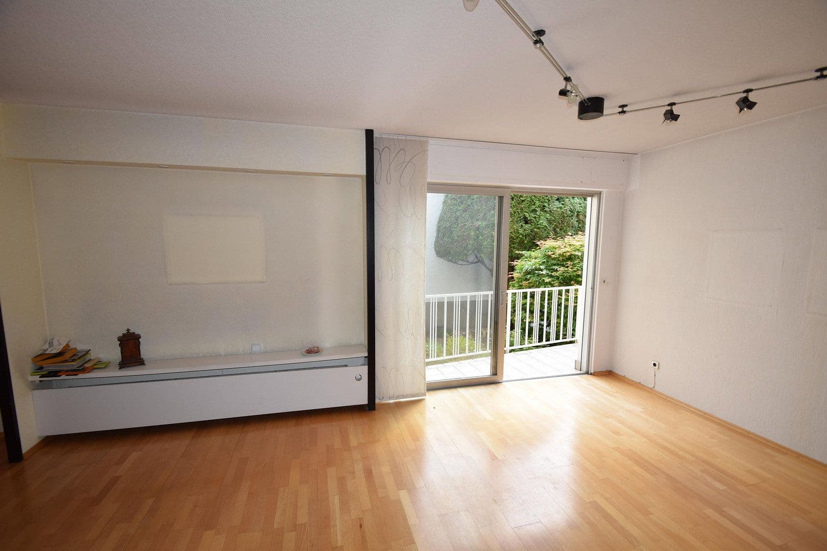 Predaj domu 216 m², pozemok 530 m², Weiterstadt, Hesensko Predaj domu 216 m², pozemok 530 m², Weiterstadt, Hesensko