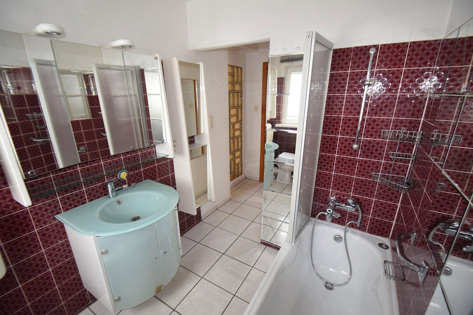 Predaj domu 216 m², pozemok 530 m², Weiterstadt, Hesensko Predaj domu 216 m², pozemok 530 m², Weiterstadt, Hesensko