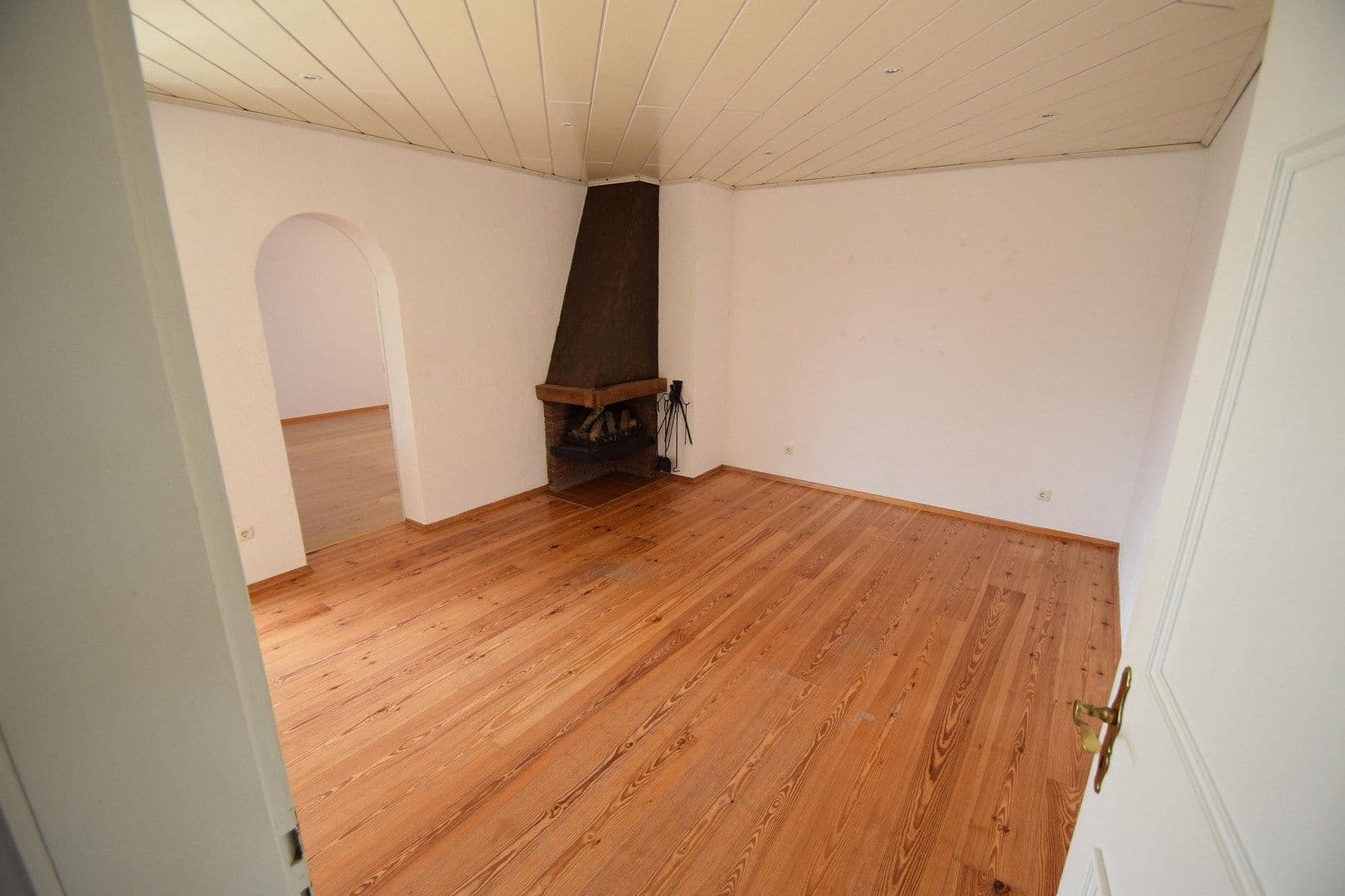 Predaj domu 216 m², pozemok 530 m², Weiterstadt, Hesensko Predaj domu 216 m², pozemok 530 m², Weiterstadt, Hesensko