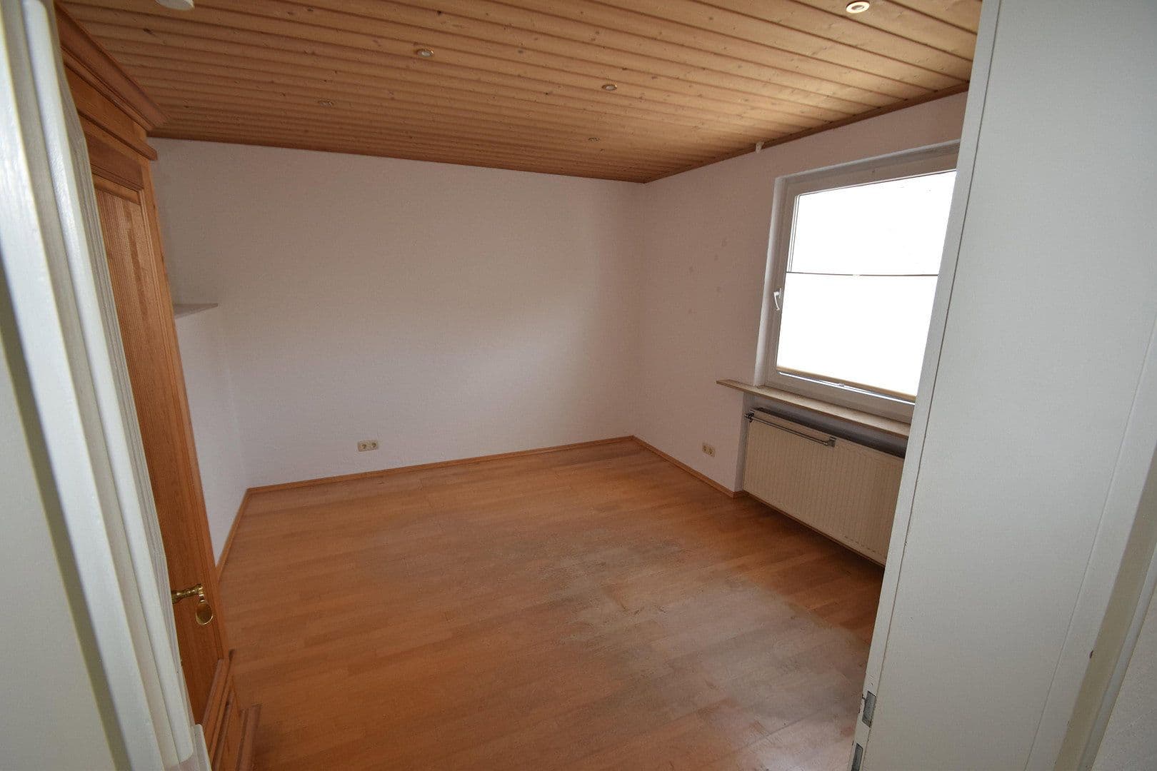 Predaj domu 216 m², pozemok 530 m², Weiterstadt, Hesensko Predaj domu 216 m², pozemok 530 m², Weiterstadt, Hesensko