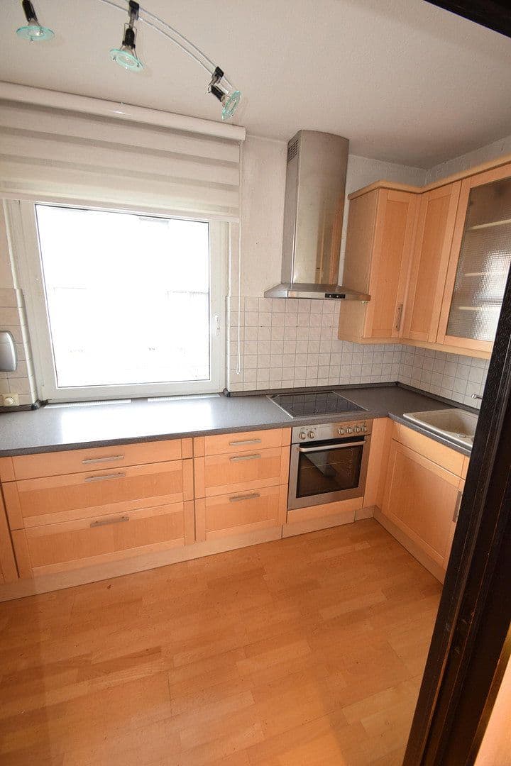 Predaj domu 216 m², pozemok 530 m², Weiterstadt, Hesensko Predaj domu 216 m², pozemok 530 m², Weiterstadt, Hesensko