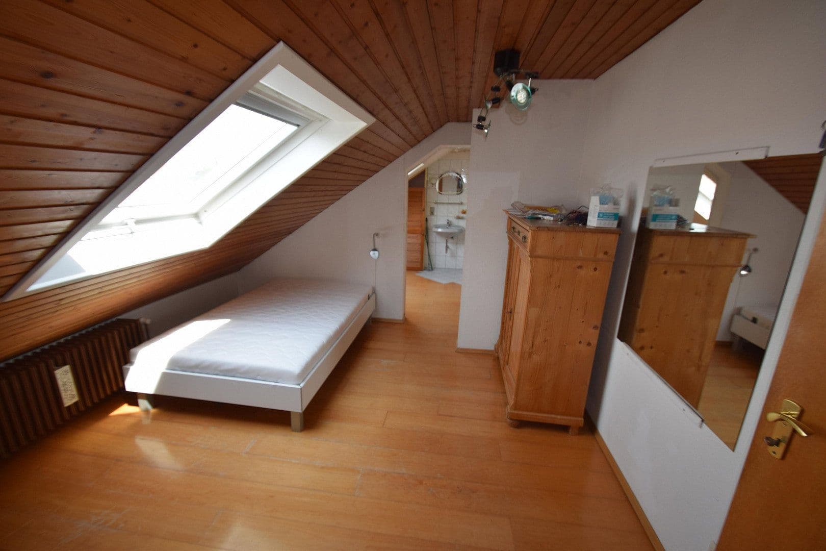 Predaj domu 216 m², pozemok 530 m², Weiterstadt, Hesensko Predaj domu 216 m², pozemok 530 m², Weiterstadt, Hesensko
