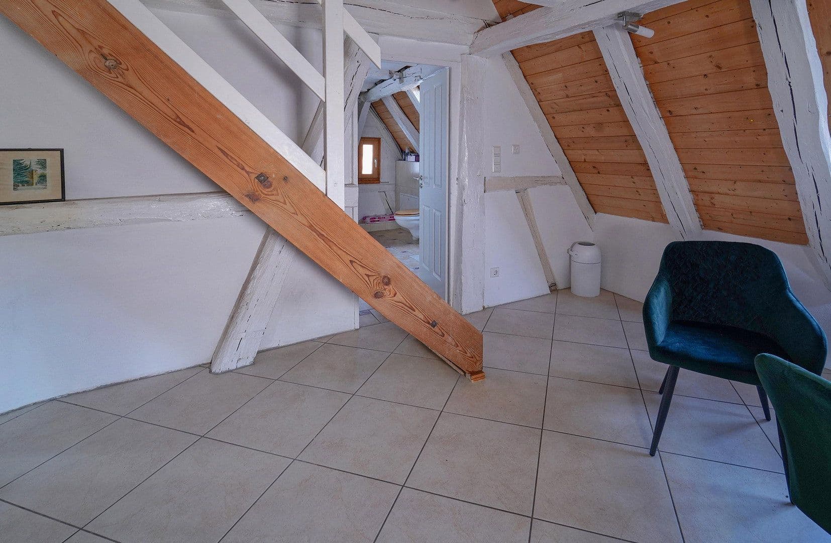 Prenájom bytu 3-izbový 64 m², Hintere Gasse 20, Oberderdingen, Bádensko-Wurttembersko Prenájom bytu 3-izbový 64 m², Hintere Gasse 20, Oberderdingen, Bádensko-Wurttembersko