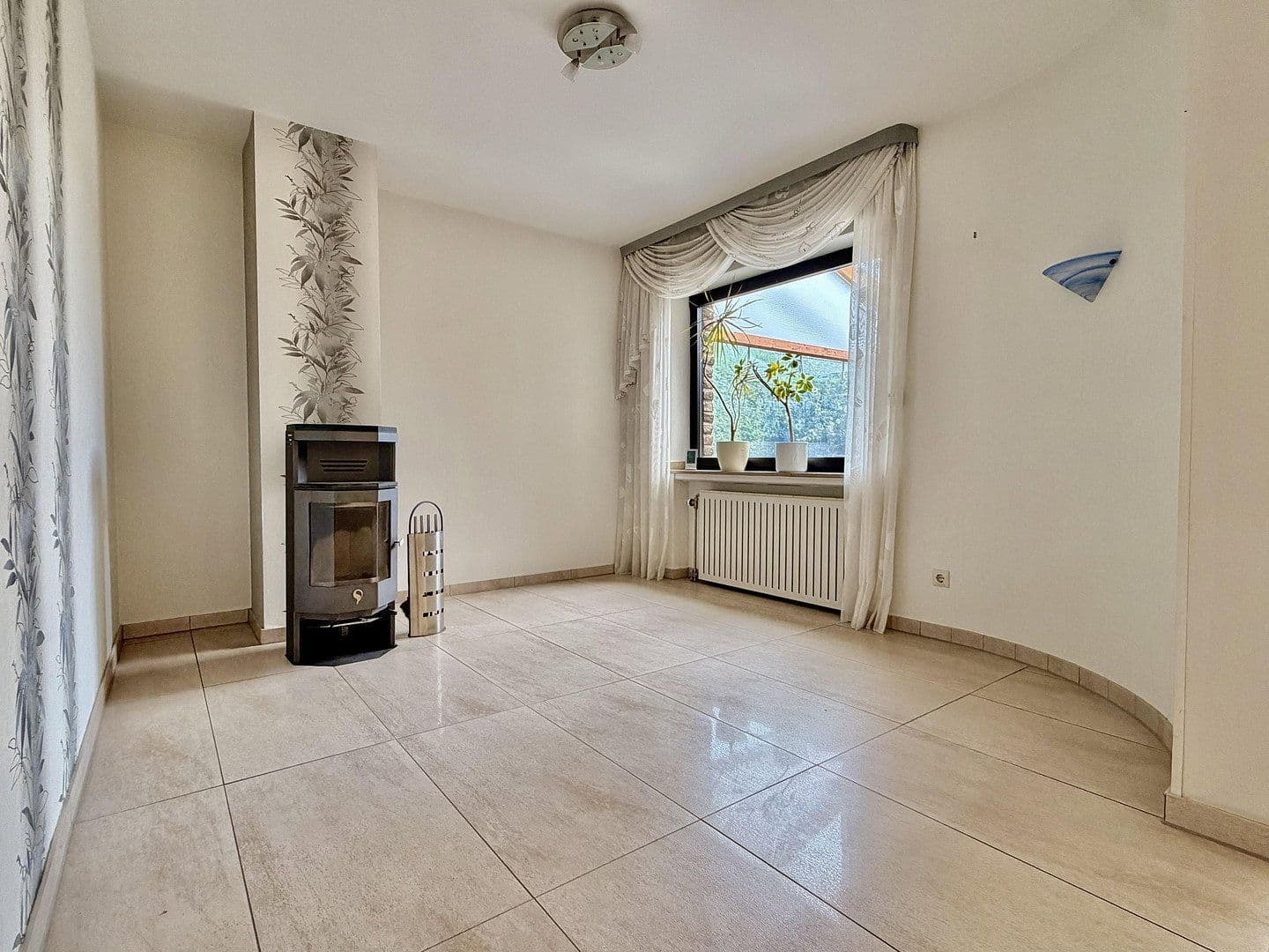 Predaj domu 137 m², pozemok 379 m², Erkelenz, Severné Porýnie - Westfálsko Predaj domu 137 m², pozemok 379 m², Erkelenz, Severné Porýnie - Westfálsko